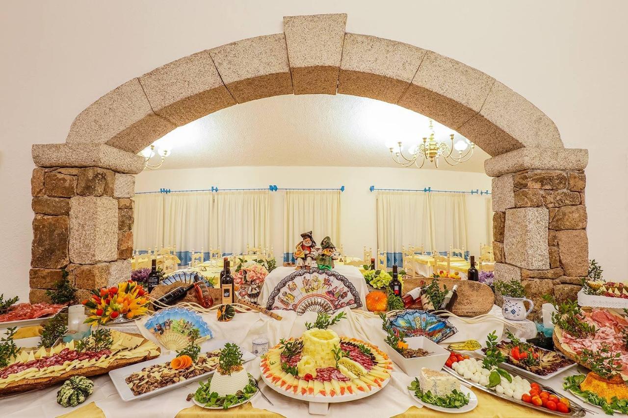 Villaggio Li Cucutti Agrustos Exteriör bild